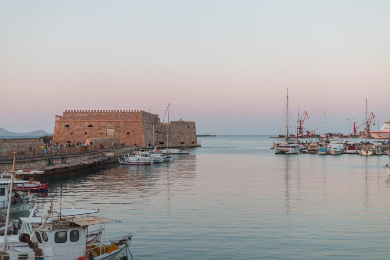 Minos By Agora Luxury Apartments In The Heart Of Heraklion Bagian luar foto