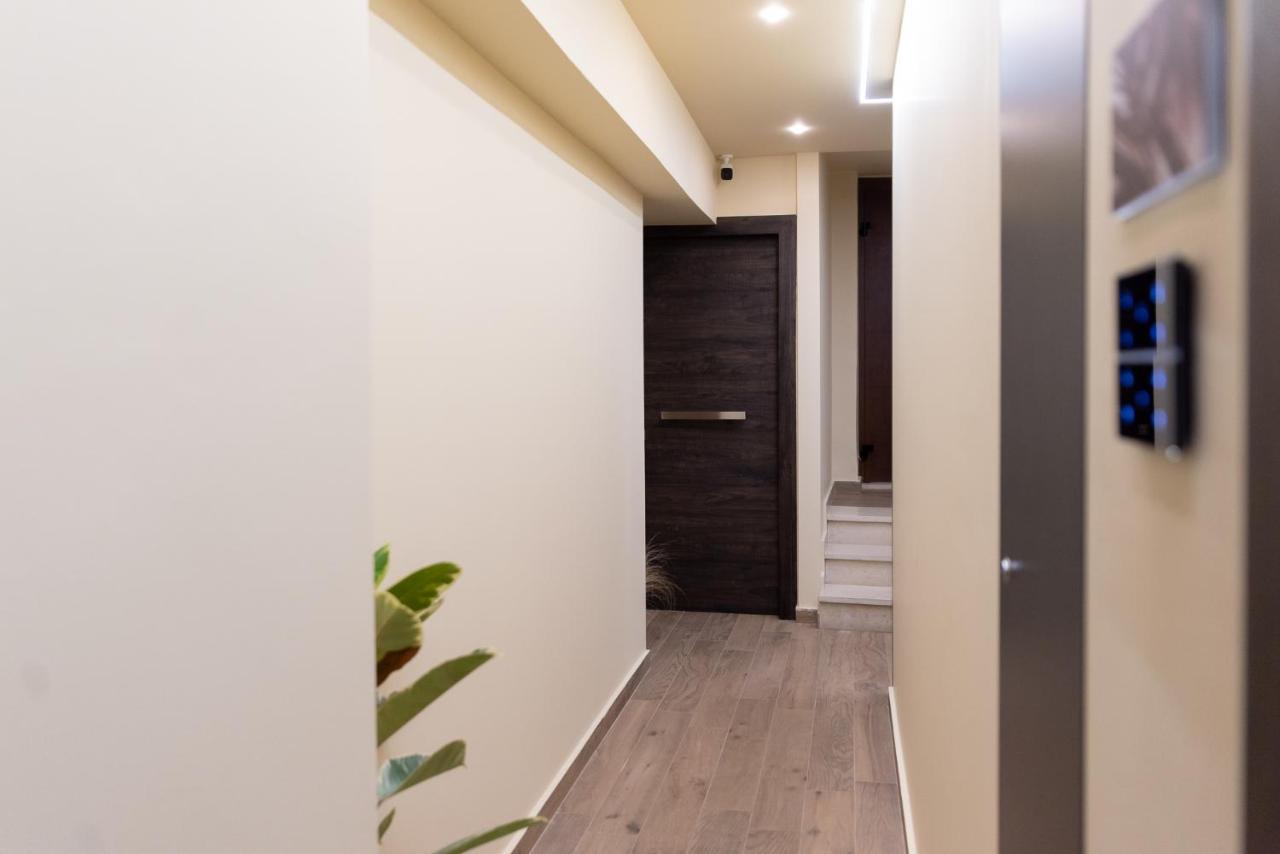 Minos By Agora Luxury Apartments In The Heart Of Heraklion Bagian luar foto