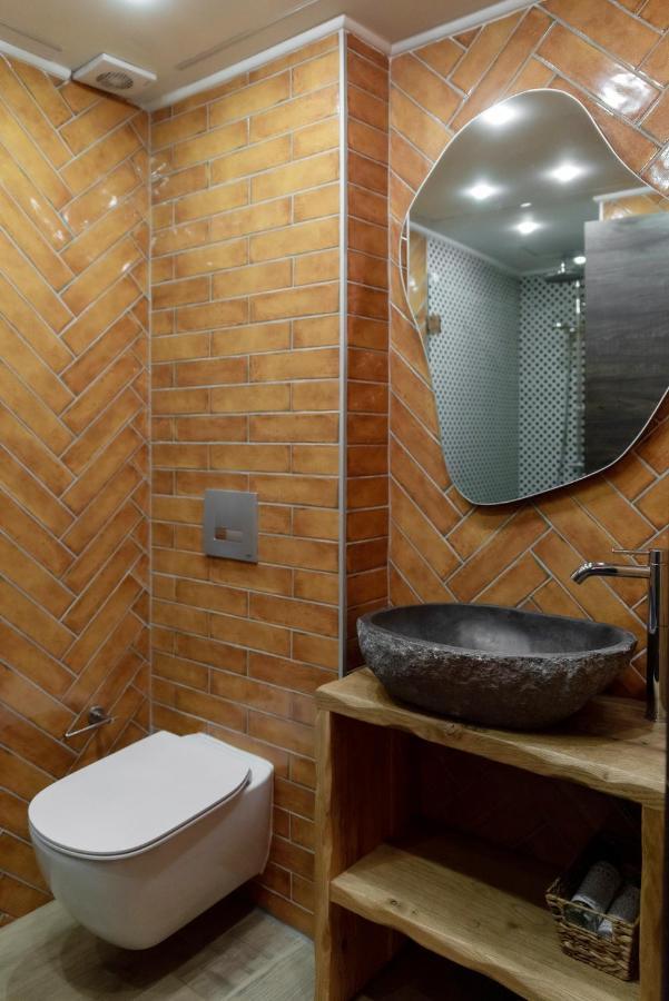 Minos By Agora Luxury Apartments In The Heart Of Heraklion Bagian luar foto